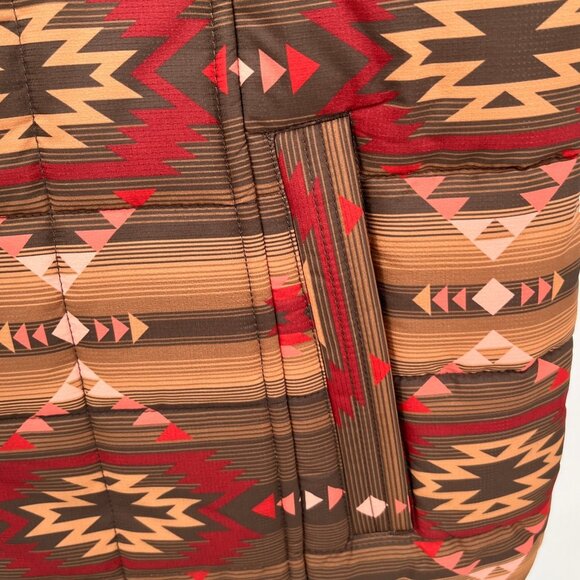 Ariat Real Crius Insulated Women's Vest Size XL Aztec Print Sleeveless Zip Front - Picture 3 of 16